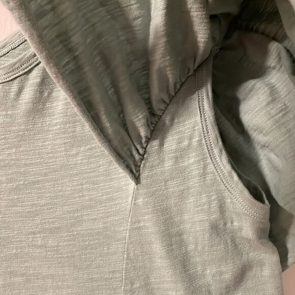 Bottle green cold shoulder flutter sleeve princess seam dress size Large - Picture 4 of 8